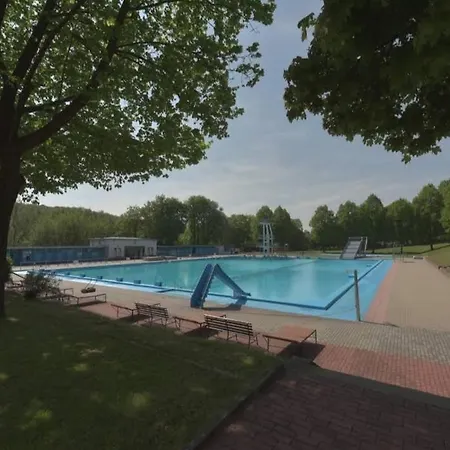 Apartment Ferienwohnung Am Freibad & Stadtwald Altenburg