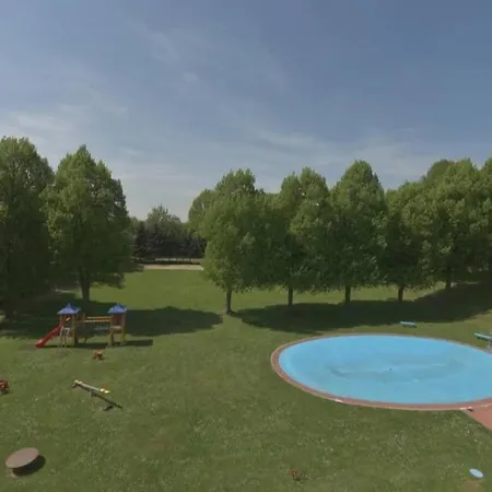 Ferienwohnung Am Freibad & Stadtwald Apartment Altenburg