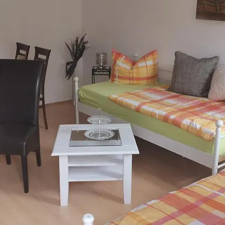 Ferienwohnung Am Freibad & Stadtwald Apartment Altenburg
